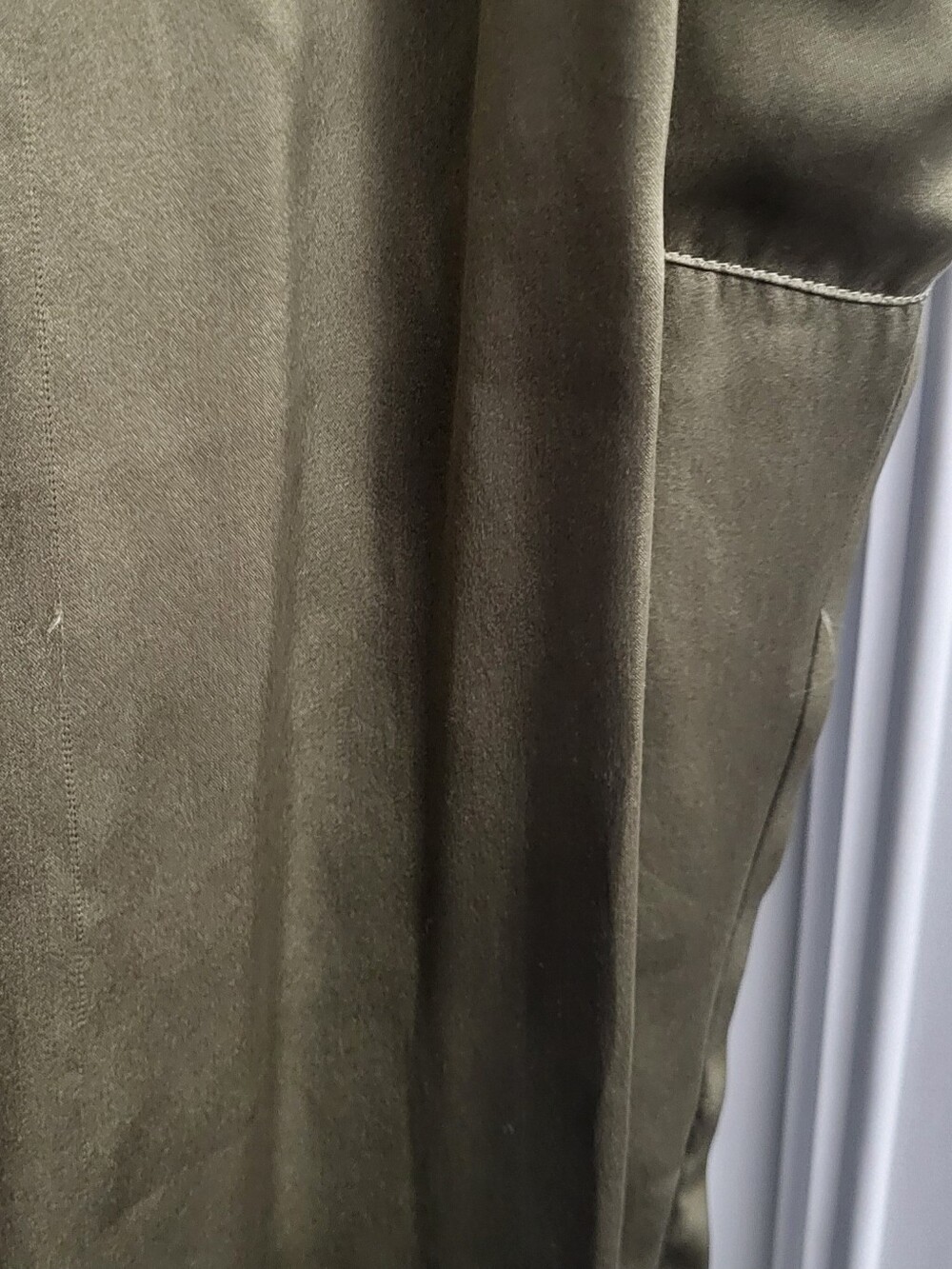 Joie Yolanda Women's Cargo Jogger Pants in Olive 100% Silk - L - Picture 3 of 8